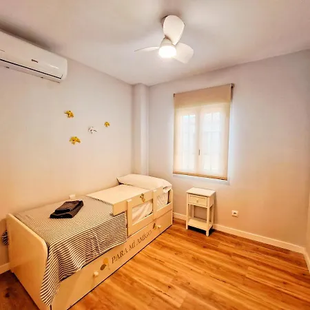 Apartmán El Faro, Playa Punta Del Moral - By Ac Real